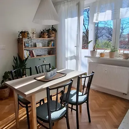 Slnecny Utulny V Lm * Lipótszentmiklós